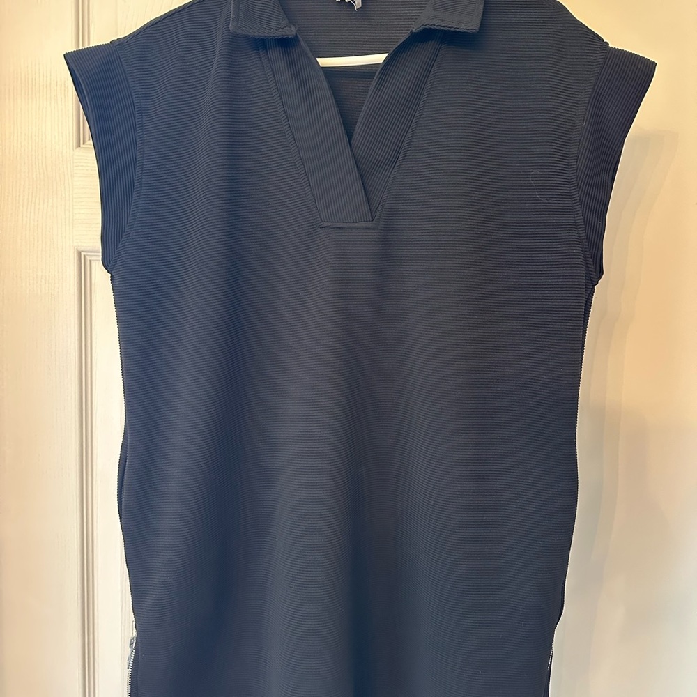 Entro Black Sleeveless Dress